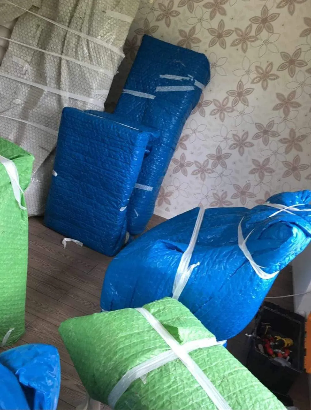 Söke Nakliyat paketleme ve ev taşıma Söke Nakliyat için koruma ambalajıyla hazırlanmış ev eşyaları